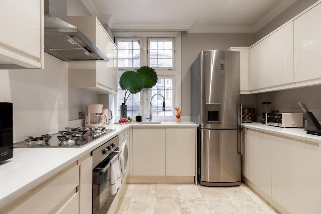 Revamped & Luxxe For Covent Garden Lovers! Adorable City Home For Families & Friends Londres Exterior foto